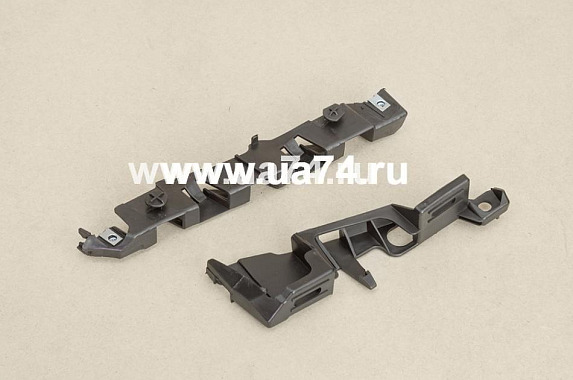 Крепление переднего бампера Citroen C4 04-08 Правое (Тайвань)